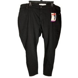 Signature Levi Strauss Mid Rise Skinny Jeans, Women's Size 28M, Black